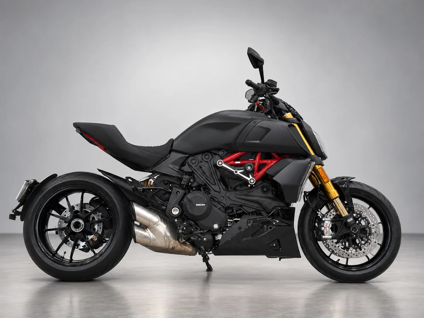 두카티 디아벨 1260 S 2022 블랙 사진 7