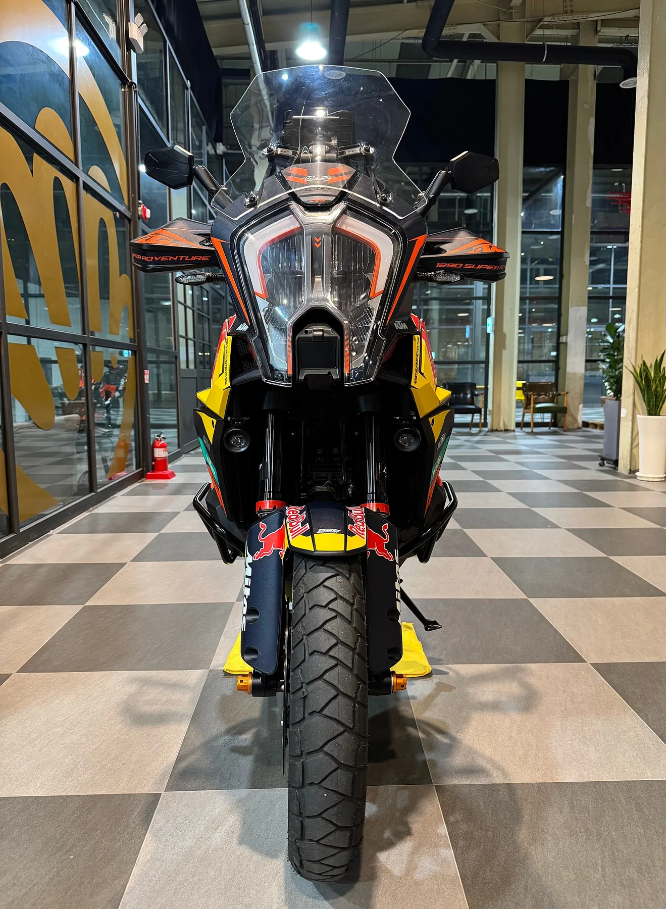 KTM 1290 슈퍼 어드벤처 S 2021 오렌지 사진 1
