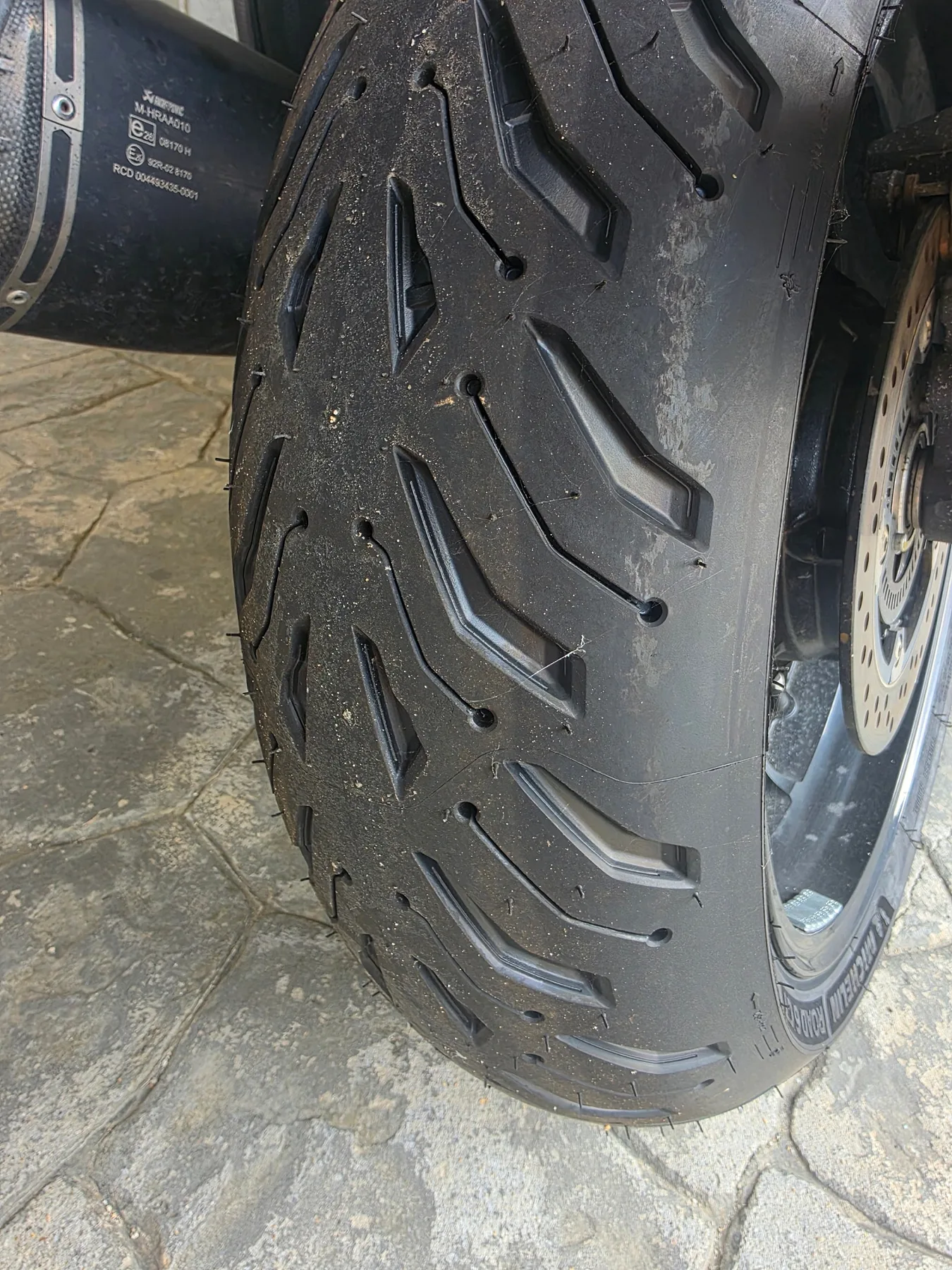 스즈키 하야부사 GSX1300R 2022 블랙 사진 5