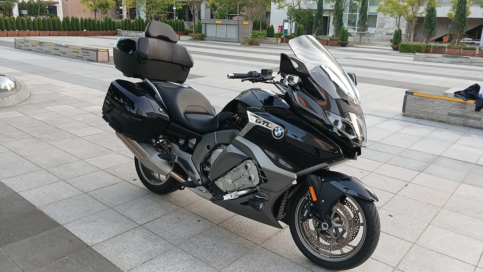 BMW K 1600 GTL 2024 블랙 사진 8