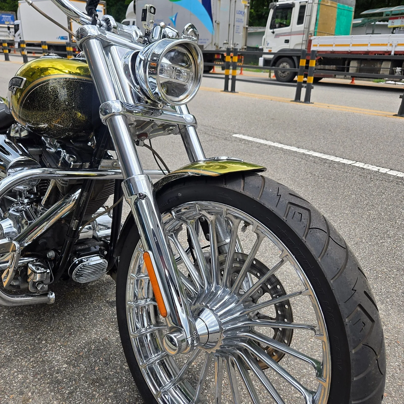 할리데이비슨 브레이크아웃 110 CVO 2013 화이트 사진 8