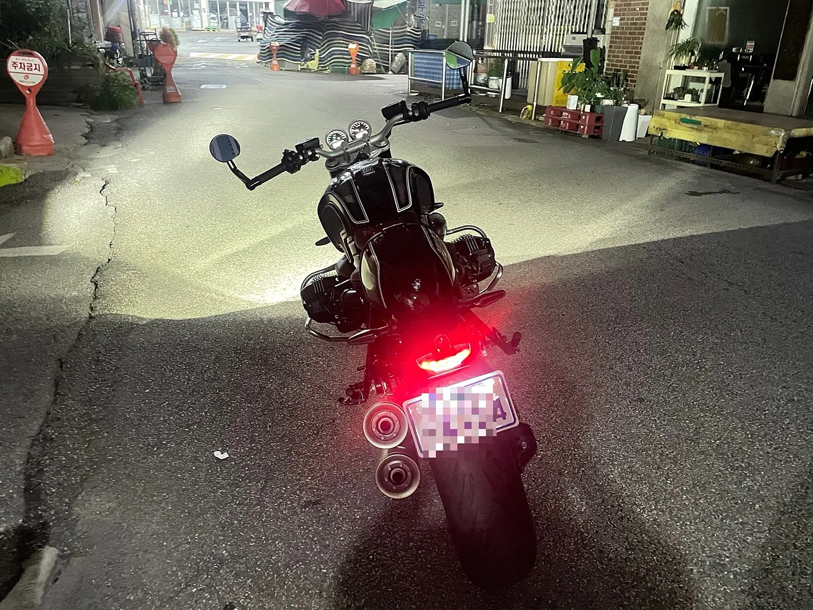 BMW R nineT 100주년 한정판 2023 블랙 사진 8