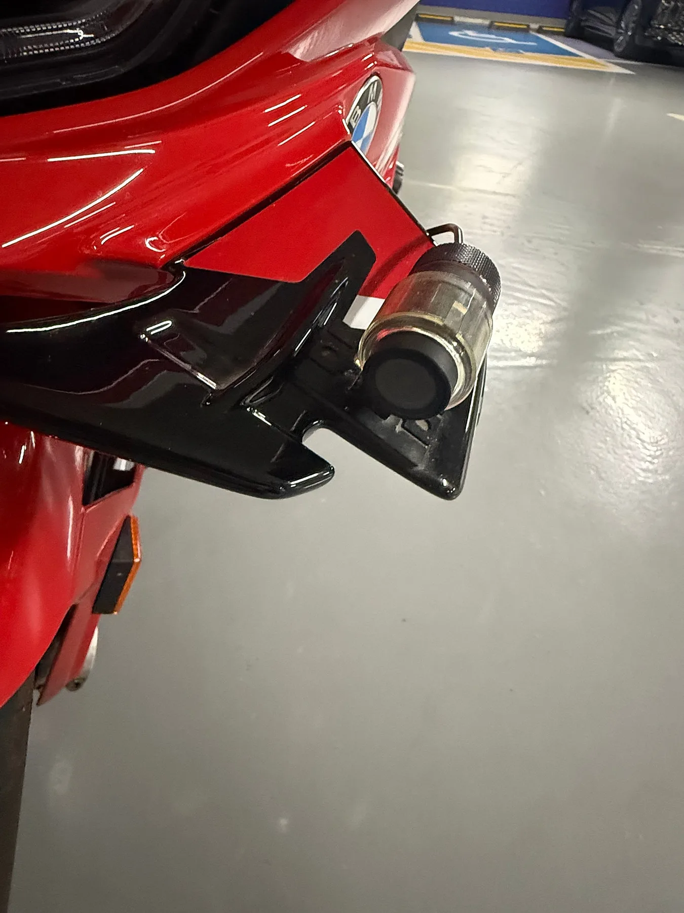 BMW S 1000 RR 레이싱팩 2023 레드 사진 6