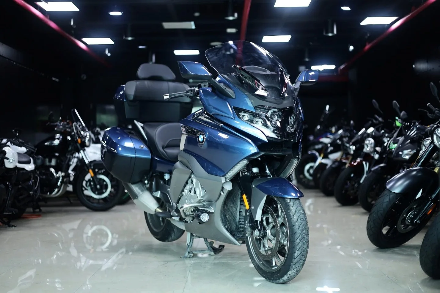 BMW K 1600 GTL 2026 블루 사진 1