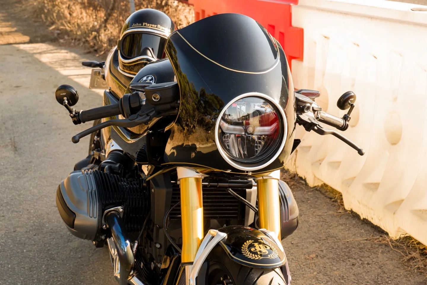 BMW R 12 nine T 2024 블랙 사진 6