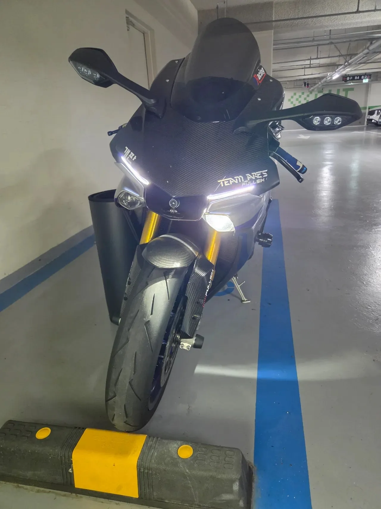 야마하 R1M 2018 블랙 사진 8