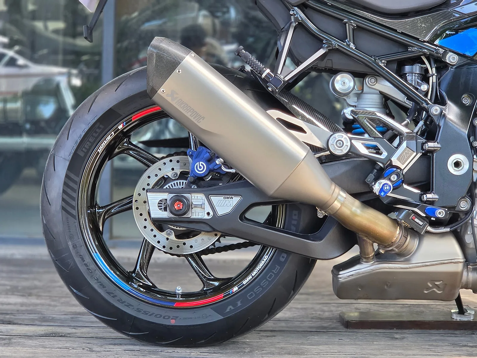 BMW M 1000 R 2023 블루 사진 7