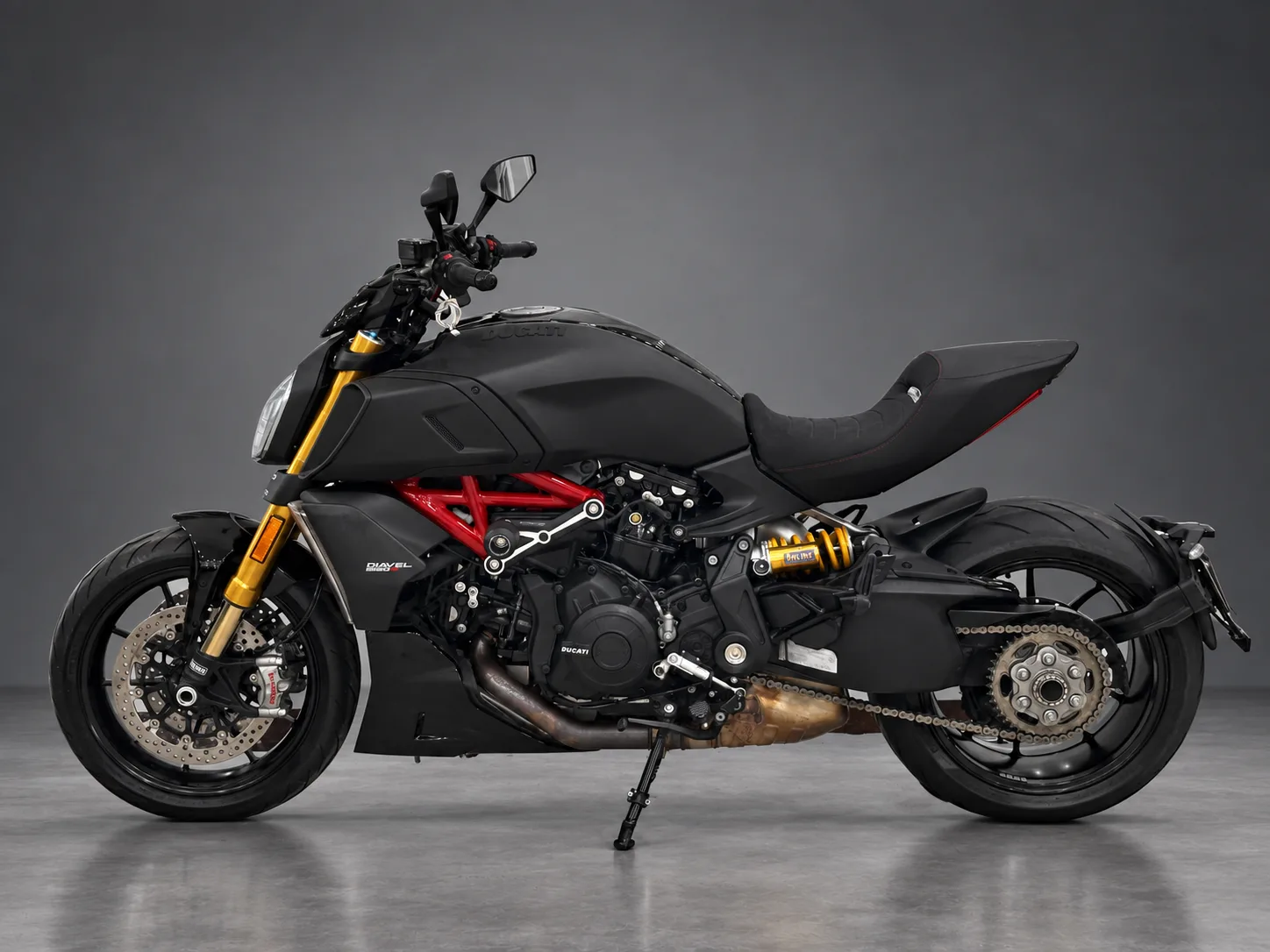 두카티 디아벨 1260 S 2022 블랙 사진 4