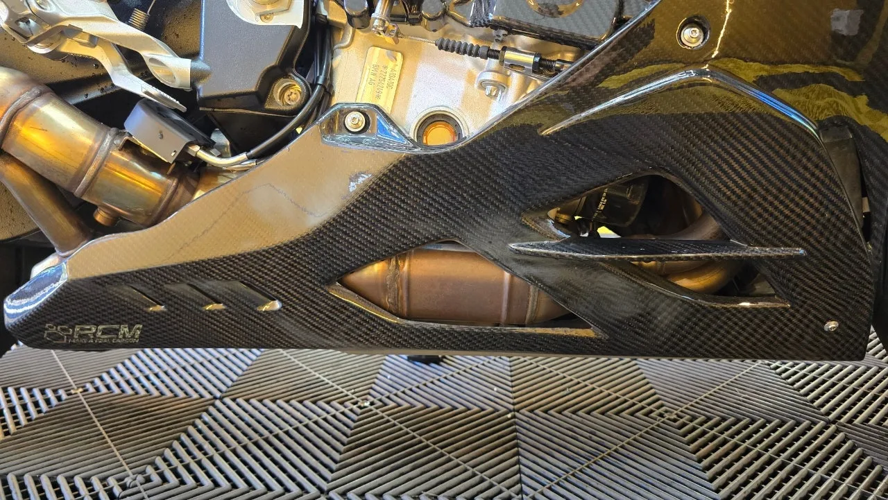 BMW S 1000 RR 2025 블랙 사진 6
