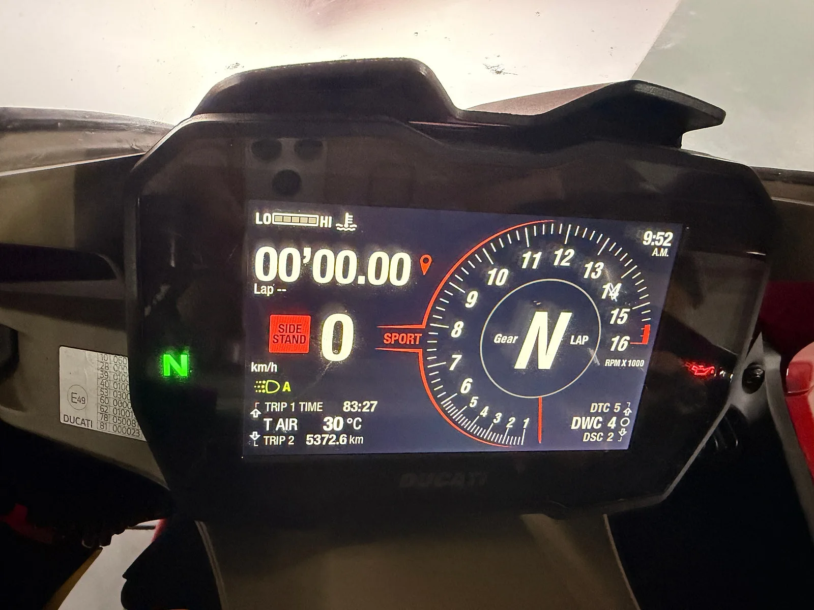 두카티 파니갈레 V4 S 2024 레드 사진 2