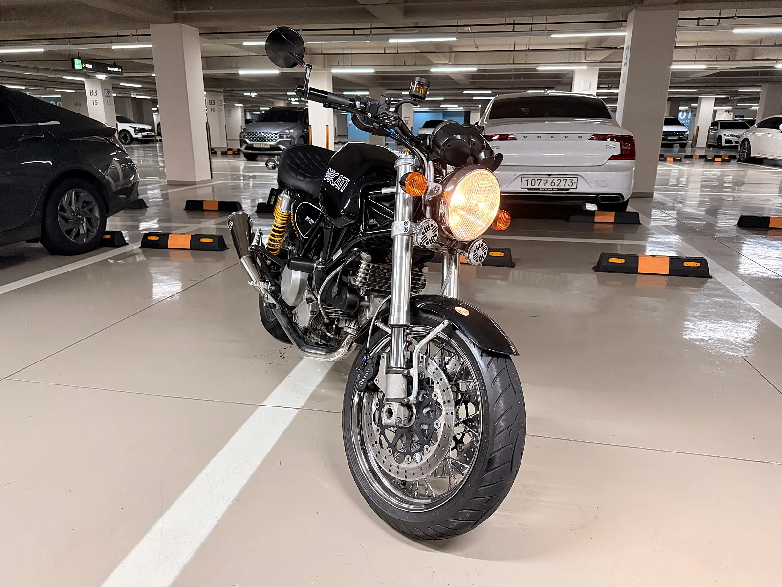 두카티 GT 1000 2009 블랙 사진 4
