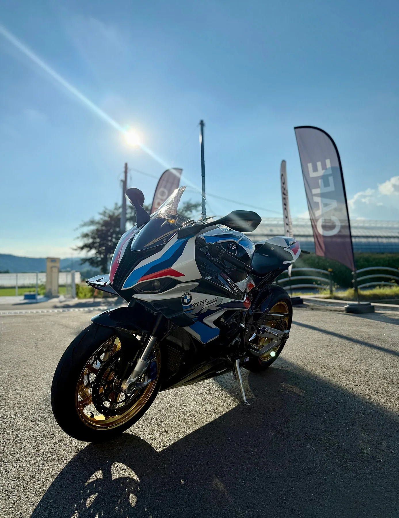 BMW M 1000 RR 2022 화이트 사진 7