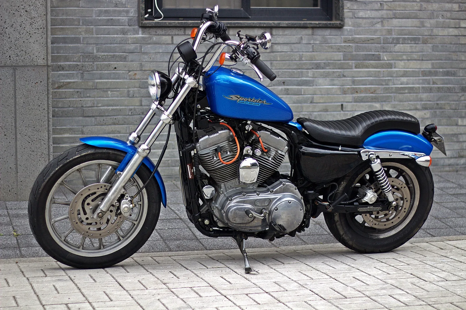 할리데이비슨 883 캬브 2004 블루 사진 2