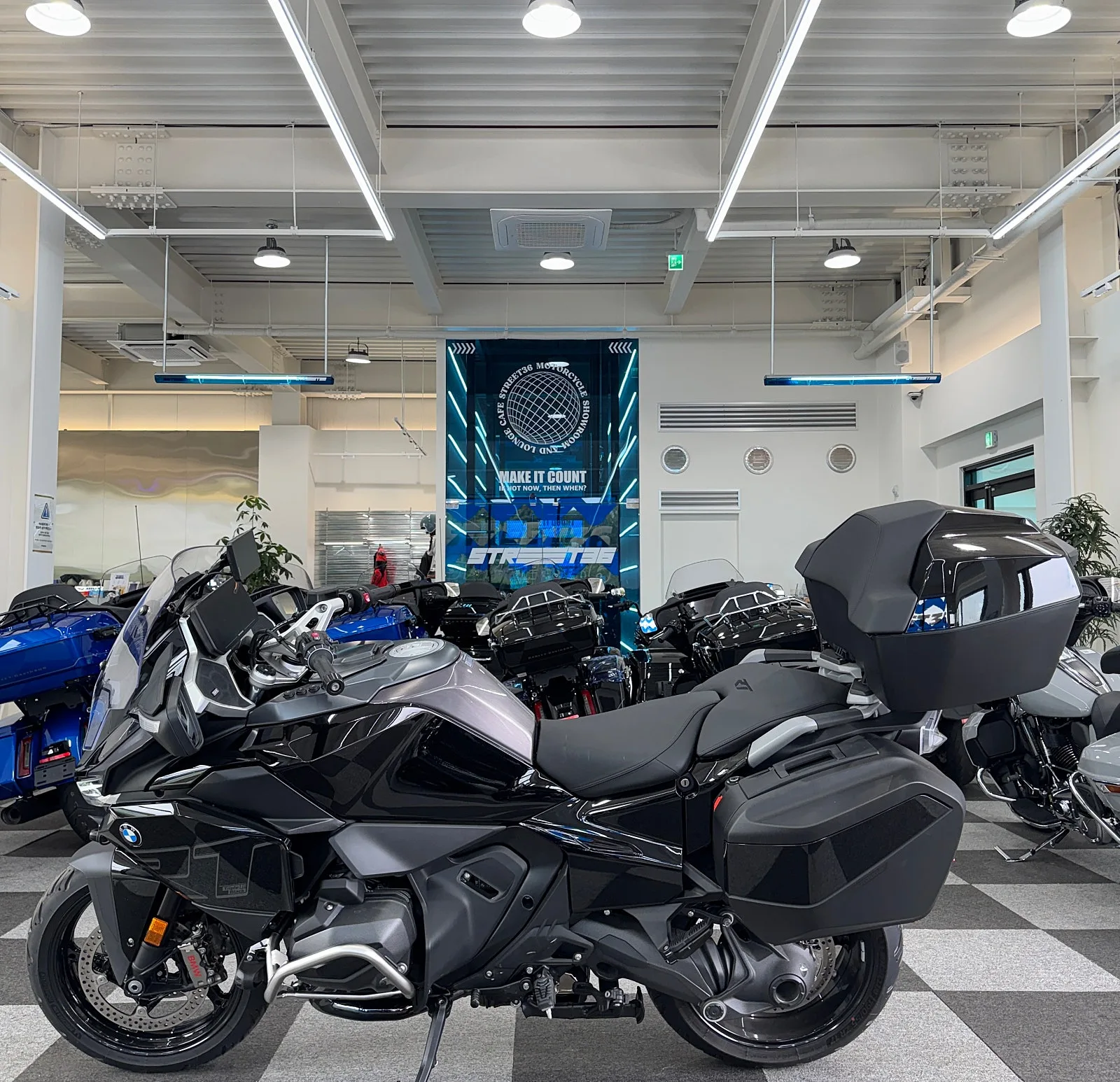 BMW R 1300 RT 2026 2026 블랙 사진 8