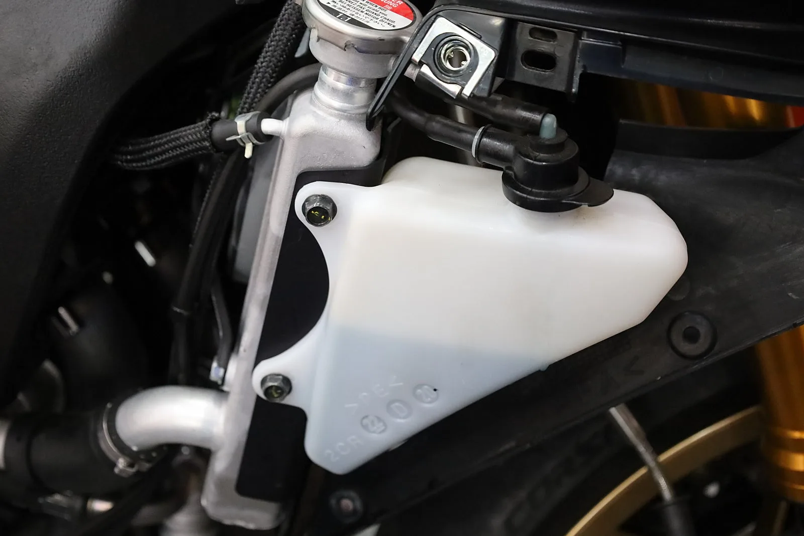 야마하 YZF-R1 WORLD GP 60주년 2022 화이트 사진 6