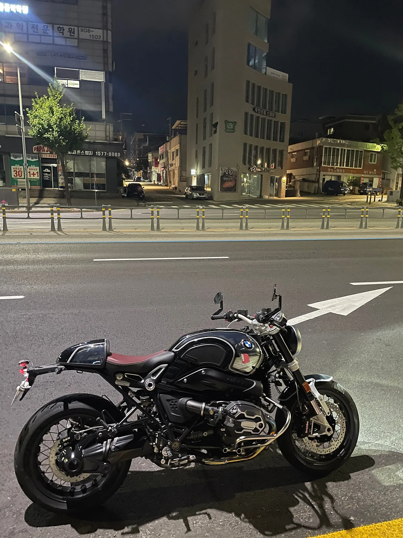 BMW R nineT 100주년 한정판 2023 블랙 사진 1