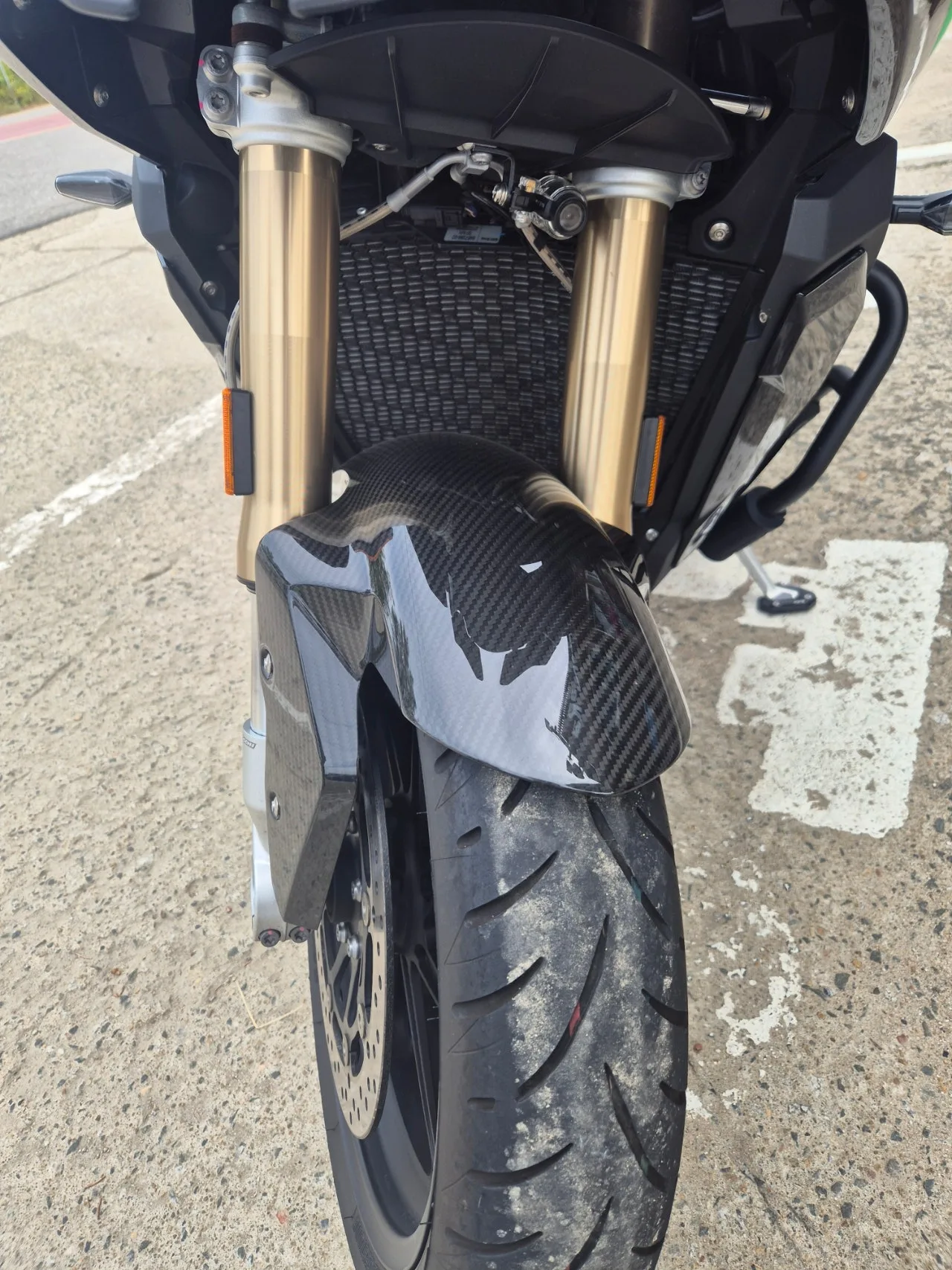 BMW S 1000 XR 카본패키지 로우서스버전 2023 블랙 사진 8