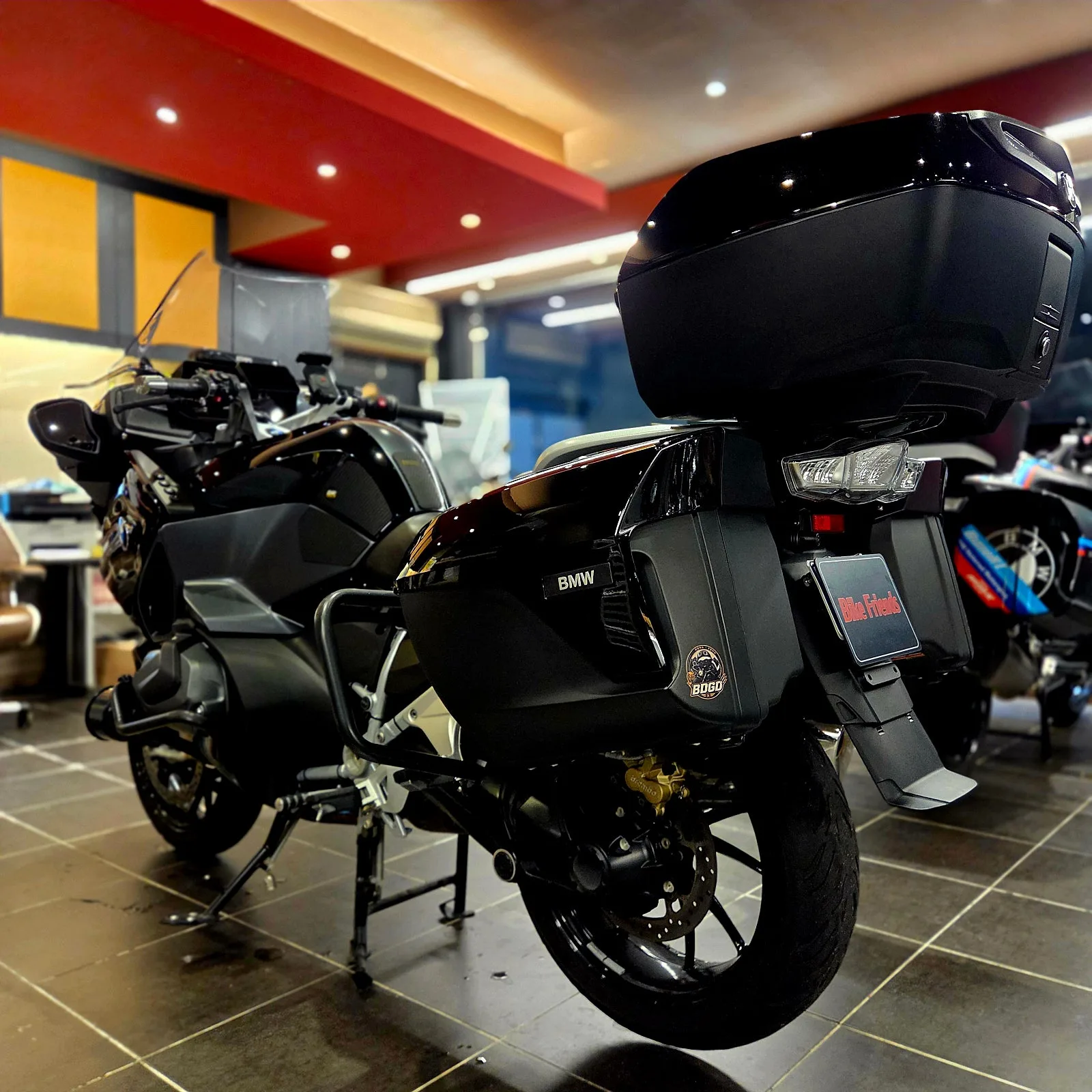 BMW R 1250 RT 2024 트리플 블랙 사진 7