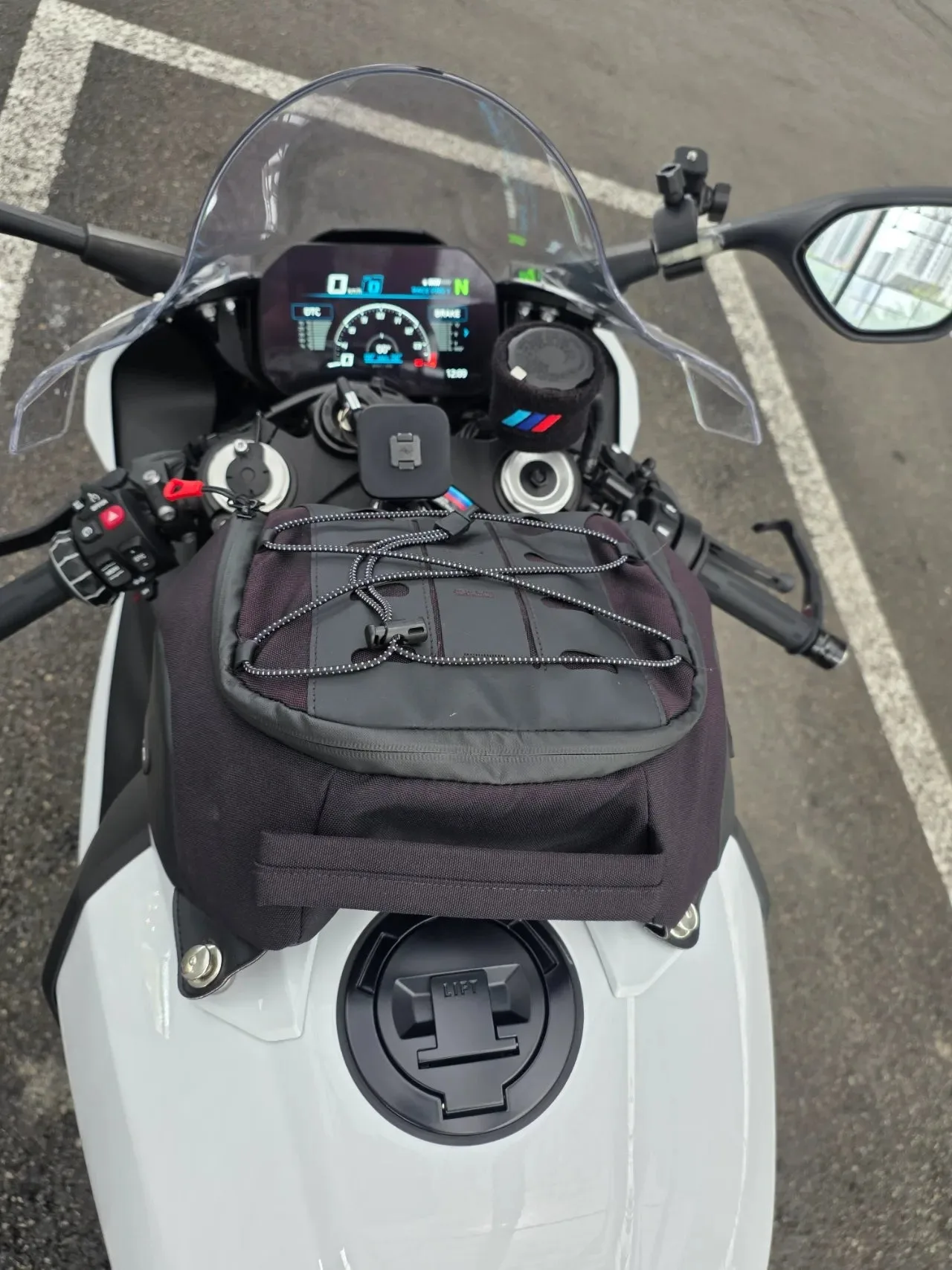 BMW S 1000 RR M팩 2025 화이트 사진 2