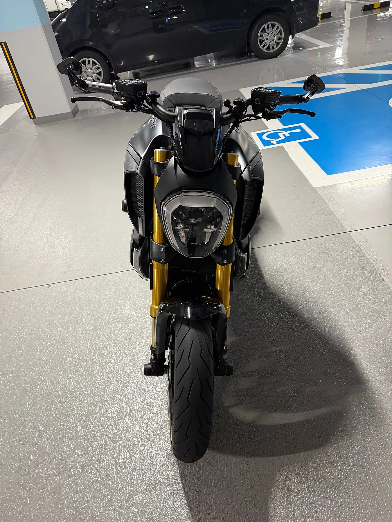 두카티 디아벨 1260 S 2021 블랙 사진 5
