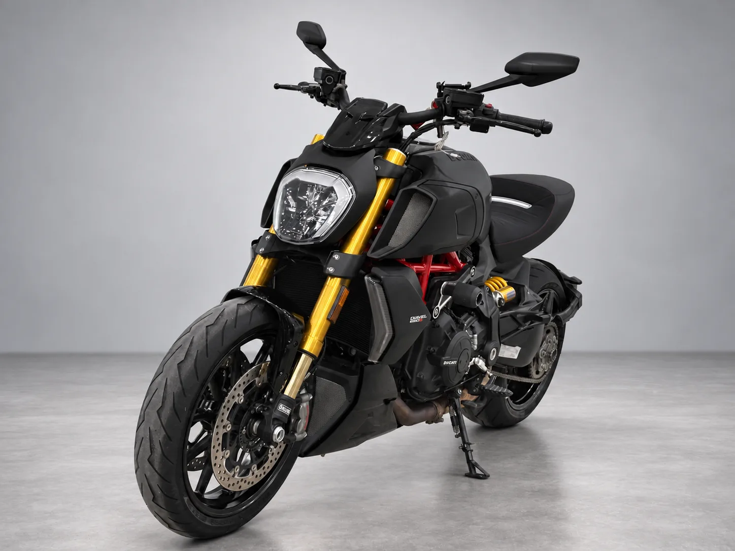 두카티 디아벨 1260 S 2022 블랙 사진 2