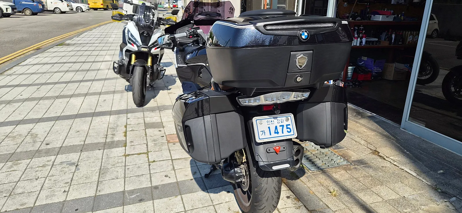 BMW R 1250 RT 2023 실버 사진 4
