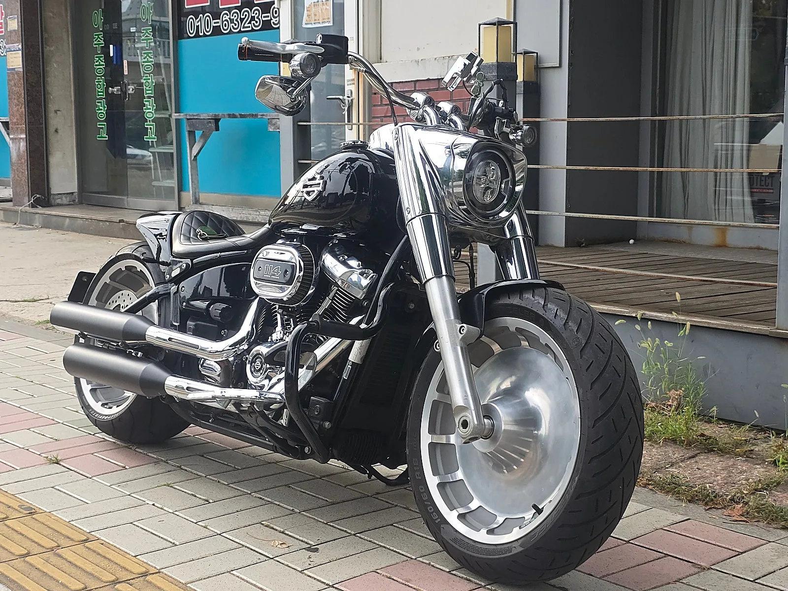 할리데이비슨 팻보이 114 2021 블랙 사진 3