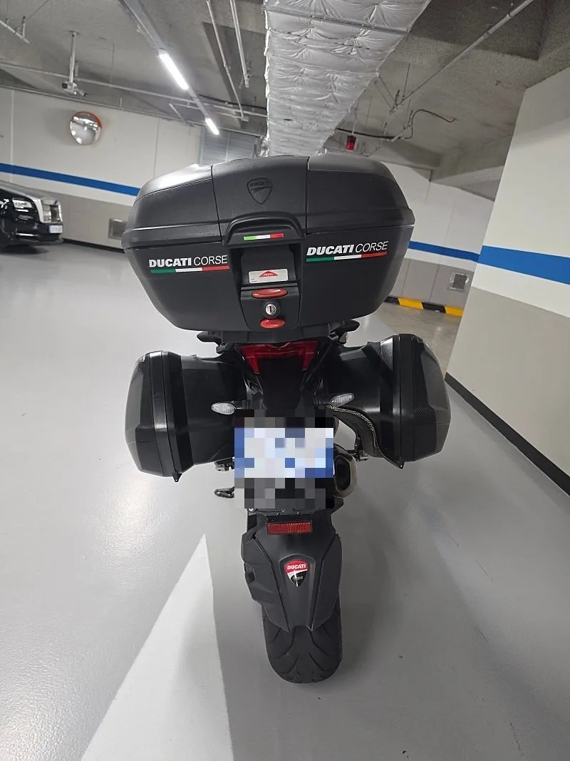 두카티 멀티스트라다 1260 S GT 2020 블랙 사진 5