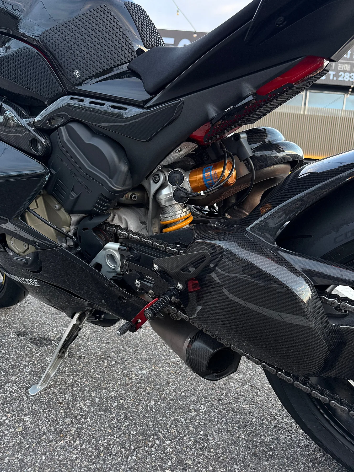 두카티 파니갈레 V4 S 2020 블랙 사진 6