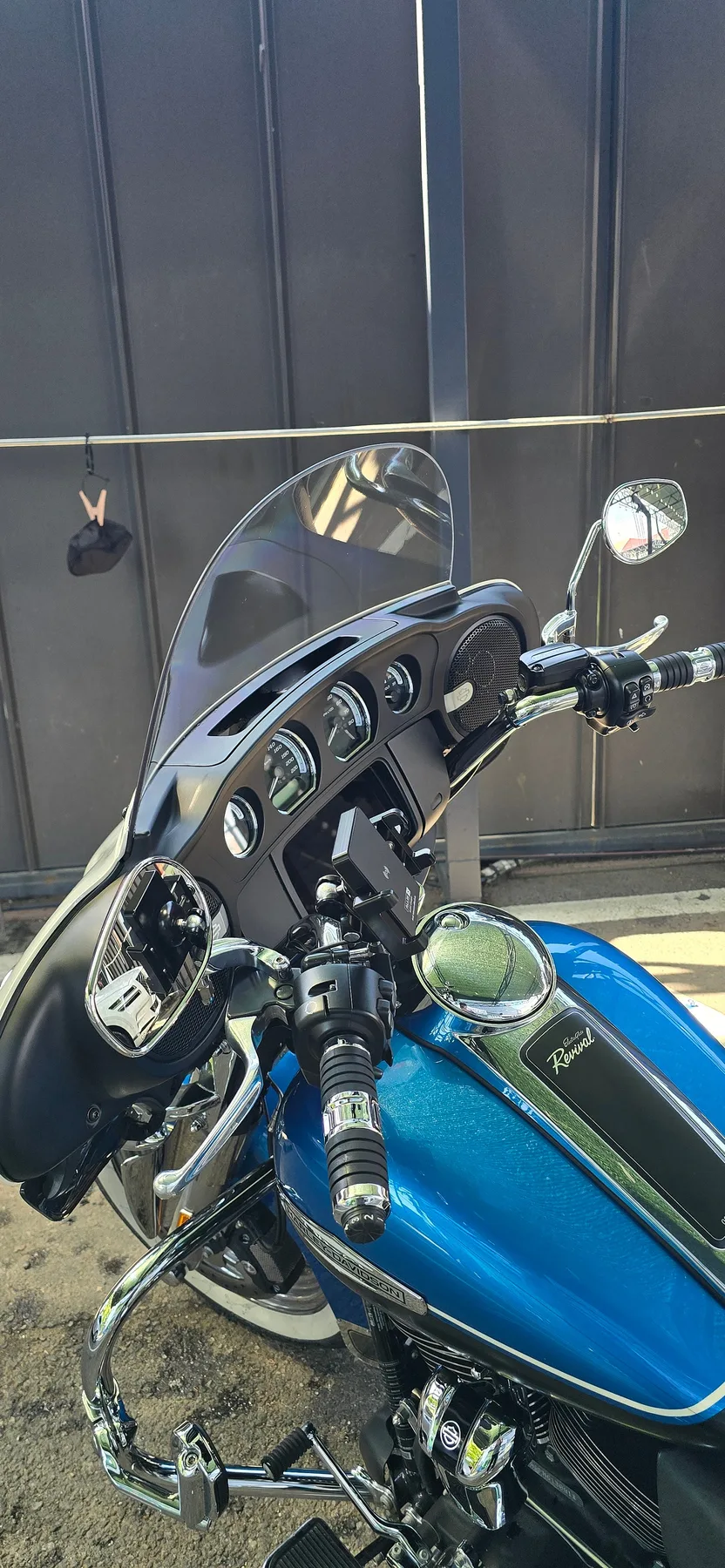 할리데이비슨 일렉트라 글라이드 리바이벌 2021 블루 사진 5