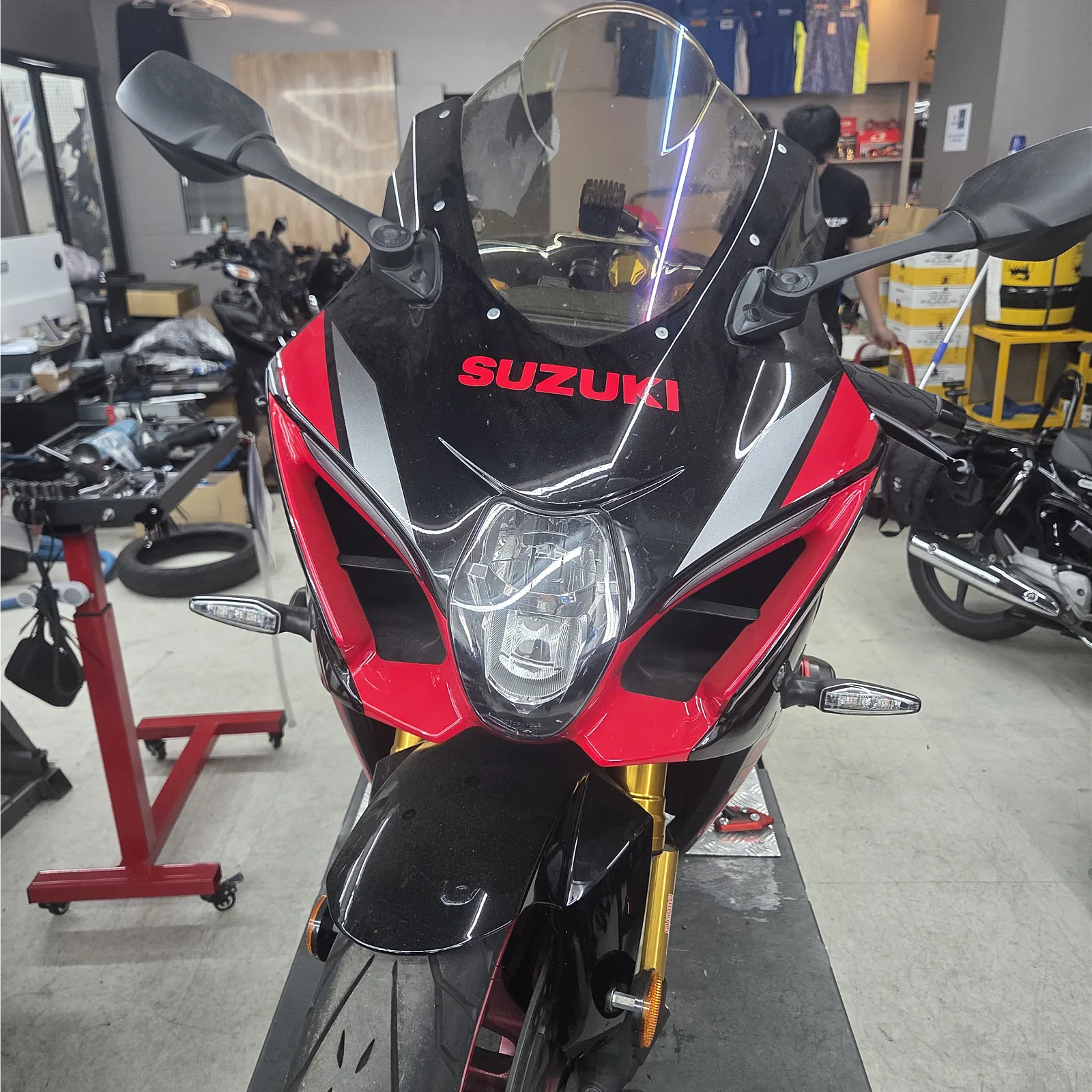 스즈키 GSX R 1000 R 2019 레드 사진 6