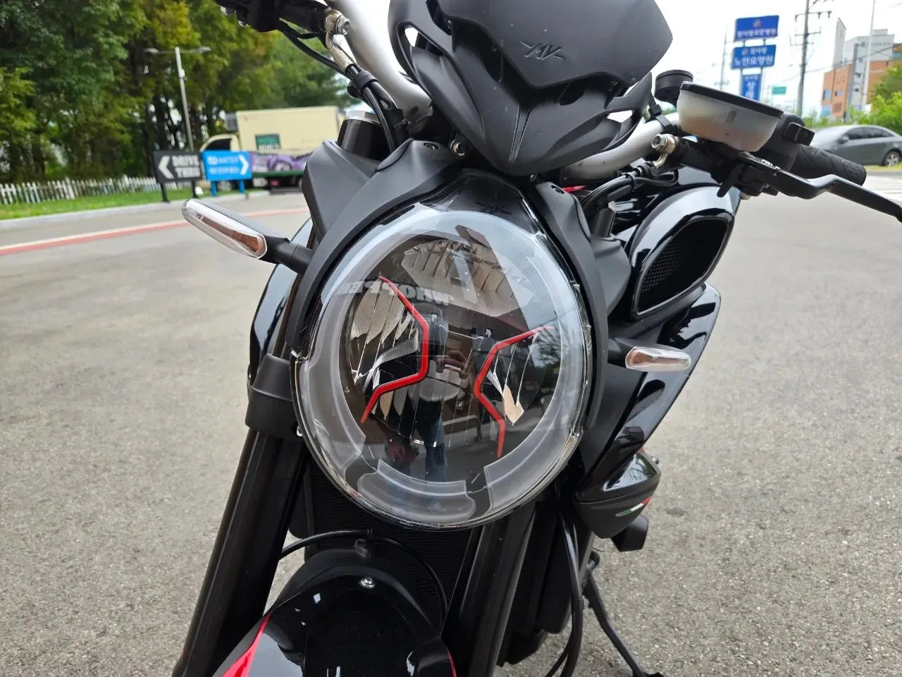 MV아구스타 브루탈레 800 RR 2024 검정 사진 2