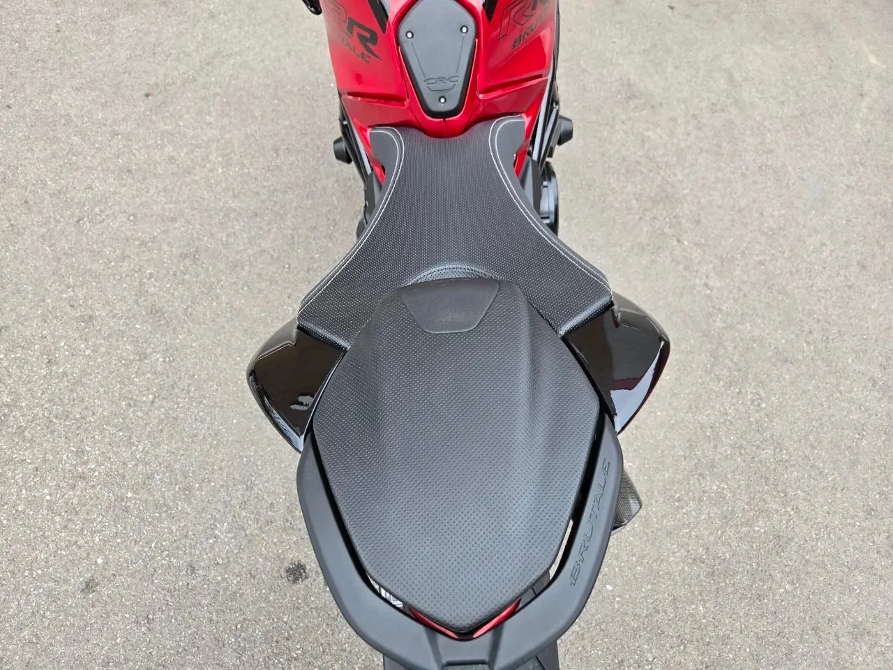 MV아구스타 브루탈레 800 RR 2024 검정 사진 7