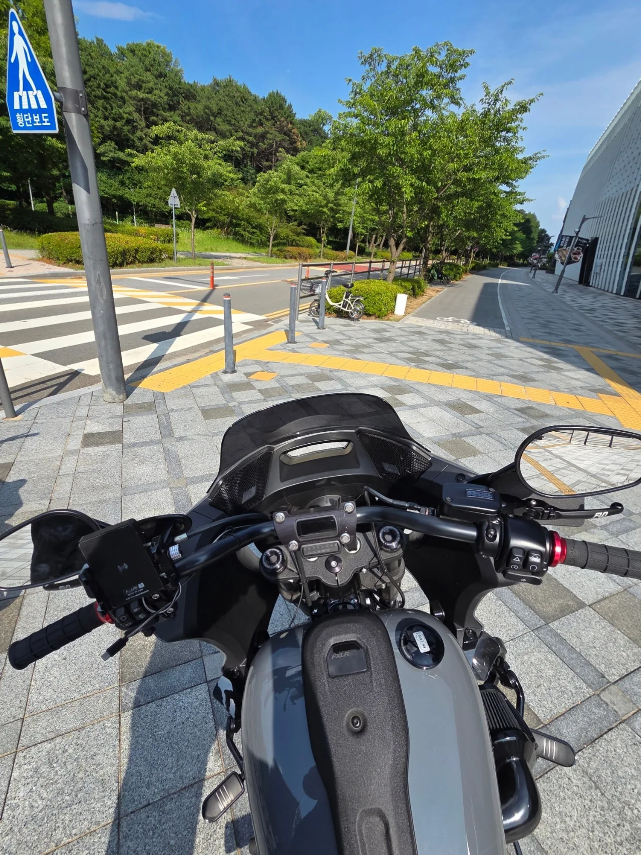 할리데이비슨 로우라이더 ST 2022 건메탈 사진 4