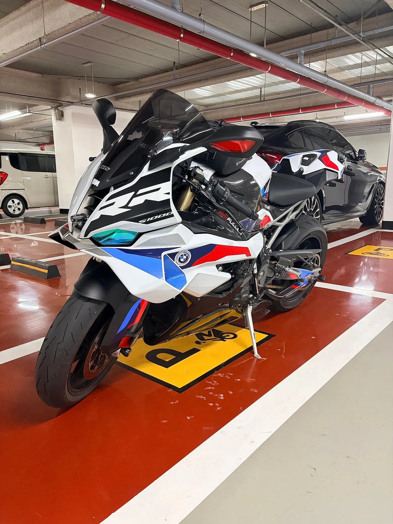 BMW S 1000 RR 2025 화이트 사진 2