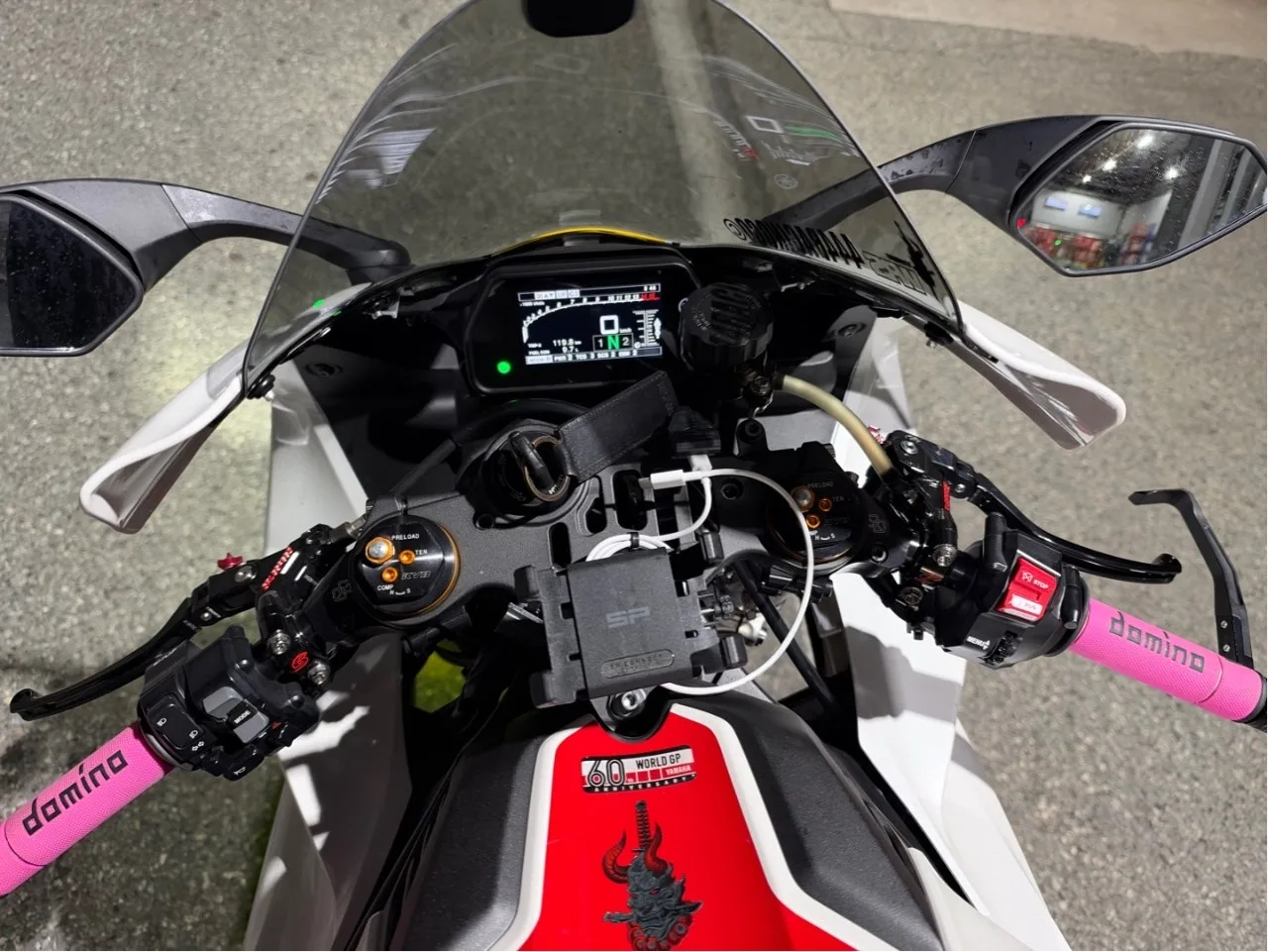 야마하 YZF R1 60주년 WGP 2022 2022 화이트 사진 4