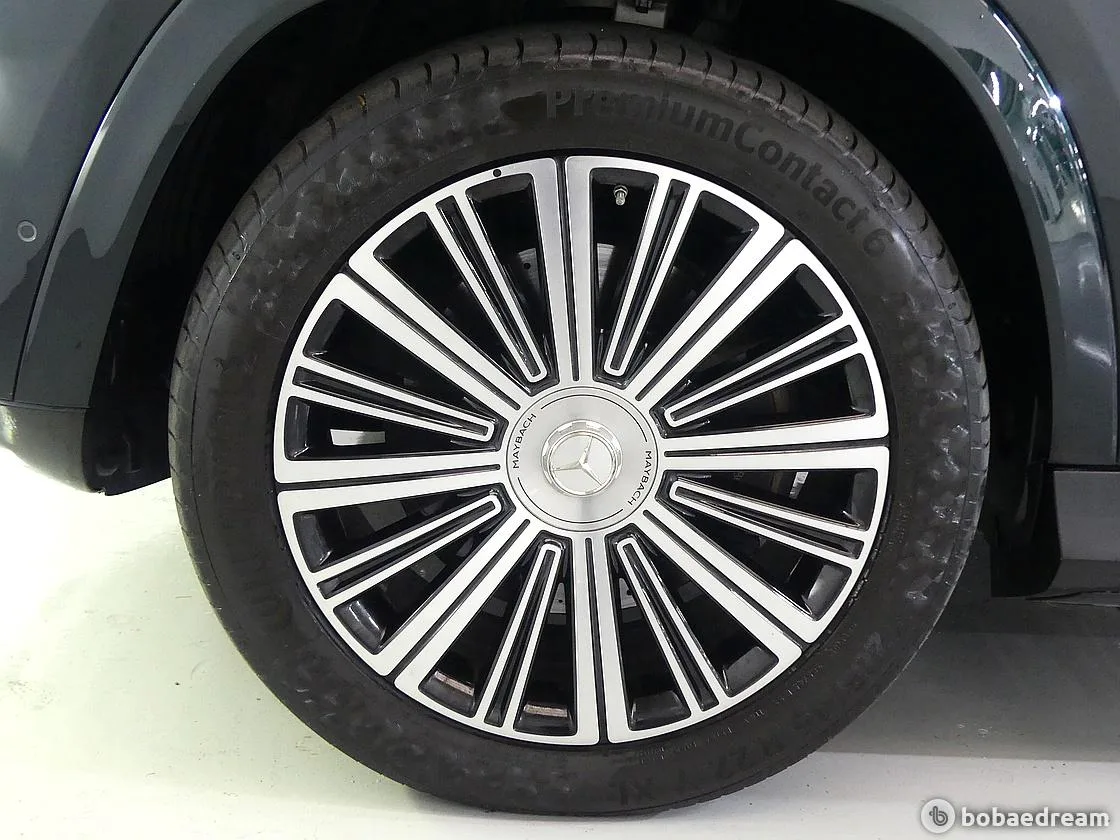 벤츠 마이바흐 GLS 600 4매틱 마누팍투어 2023 실버 사진 4