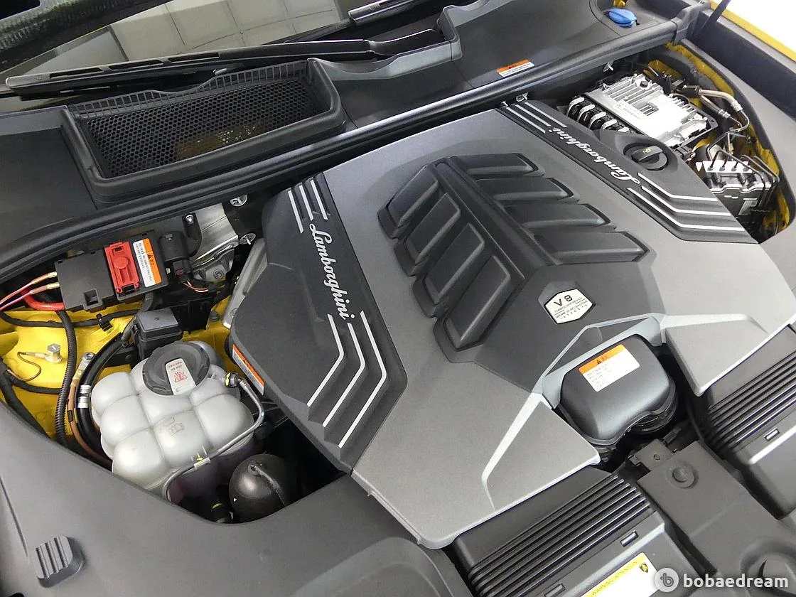 람보르기니 우루스 4.0 V8 S 2024 옐로우 사진 8