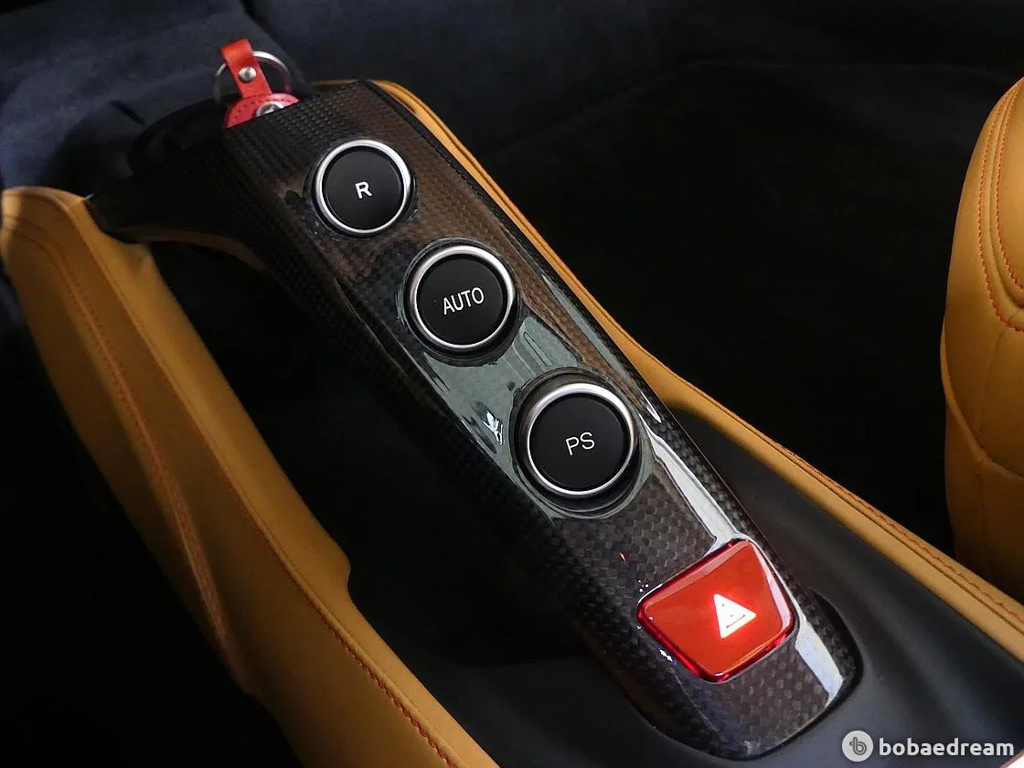 페라리 488 GTB 2018 빨간색 사진 8