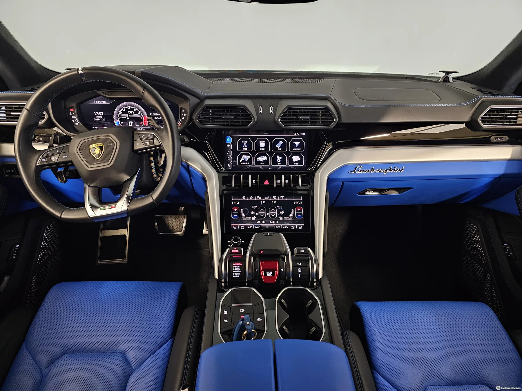 람보르기니 우루스 4.0 V8 2021 파란색 사진 5