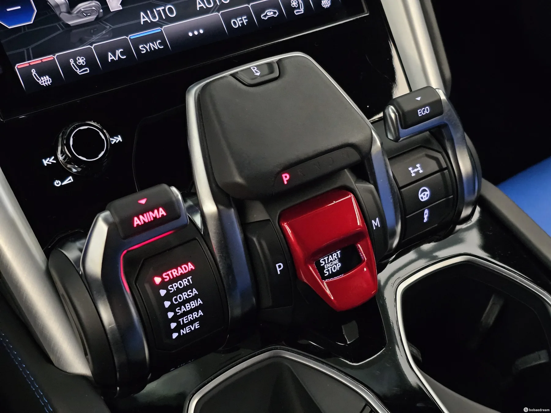 람보르기니 우루스 4.0 V8 2021 파란색 사진 8