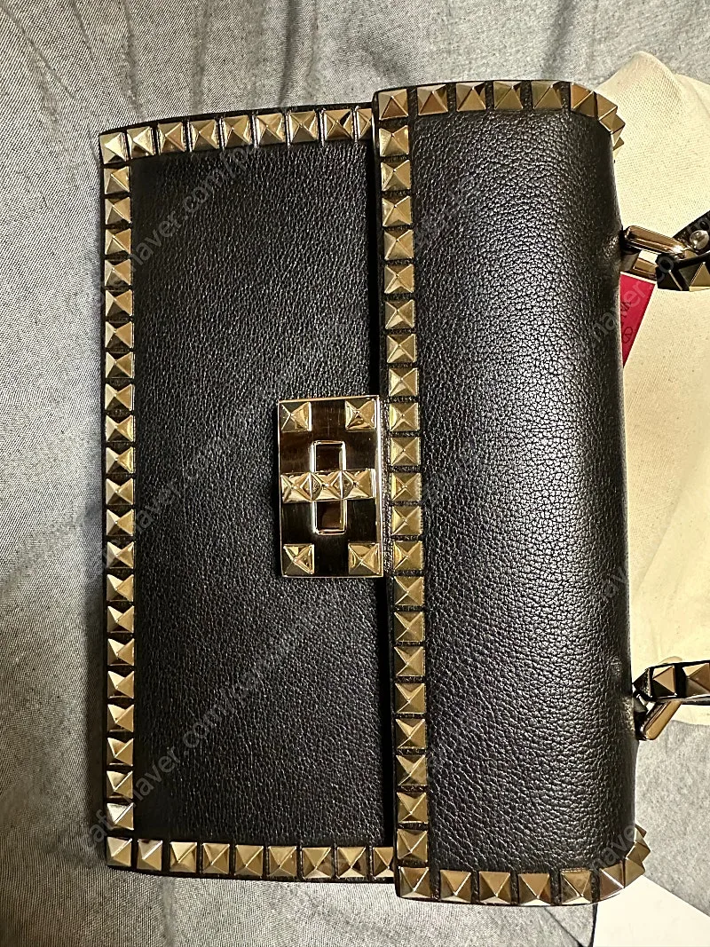 발렌티노 락스터드백 사진 4