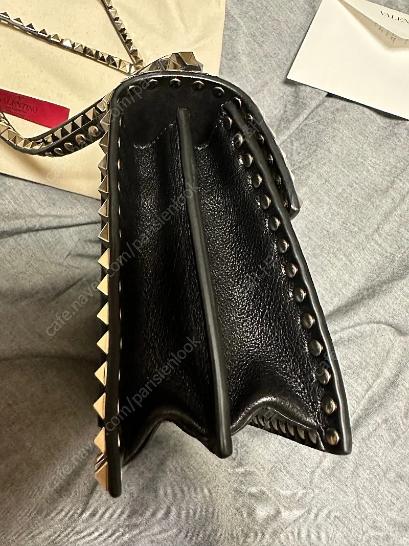 발렌티노 락스터드백 사진 5