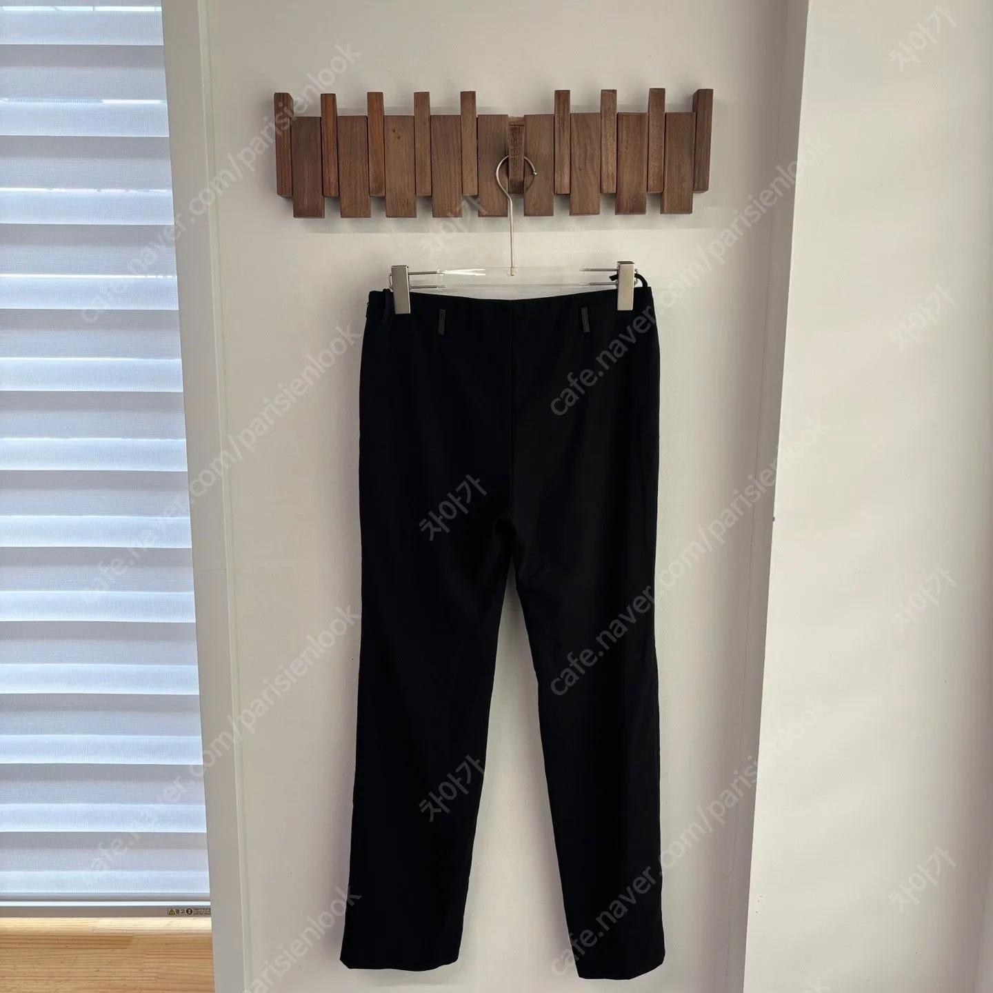 구찌 프론트포켓 디테일 블랙팬츠 사진 3