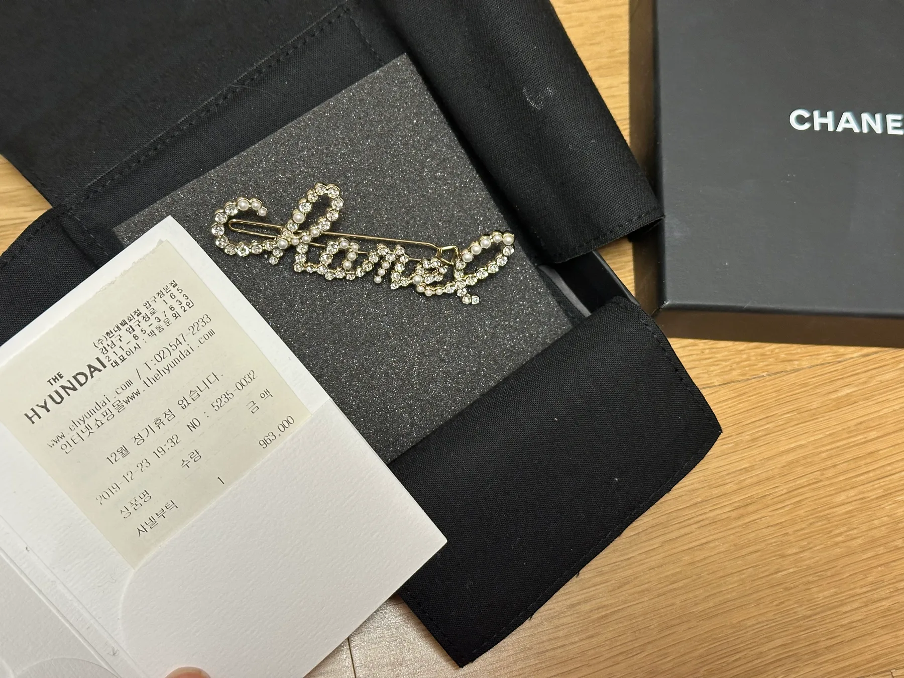 샤넬 2019 FW 헤어핀 사진 3
