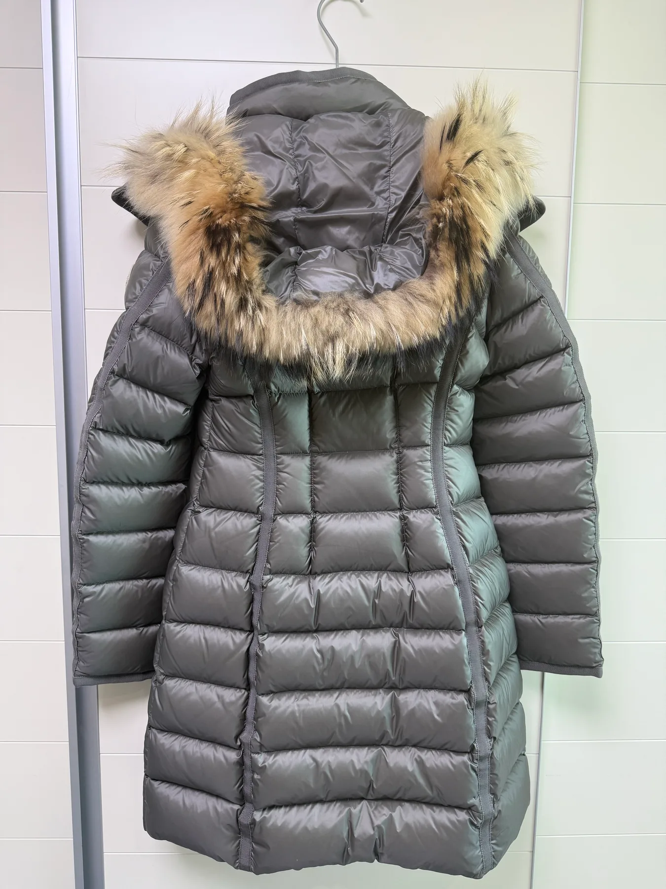 몽클레르 몽클레어 헤르민퍼 그레이 리얼퍼 사진 2