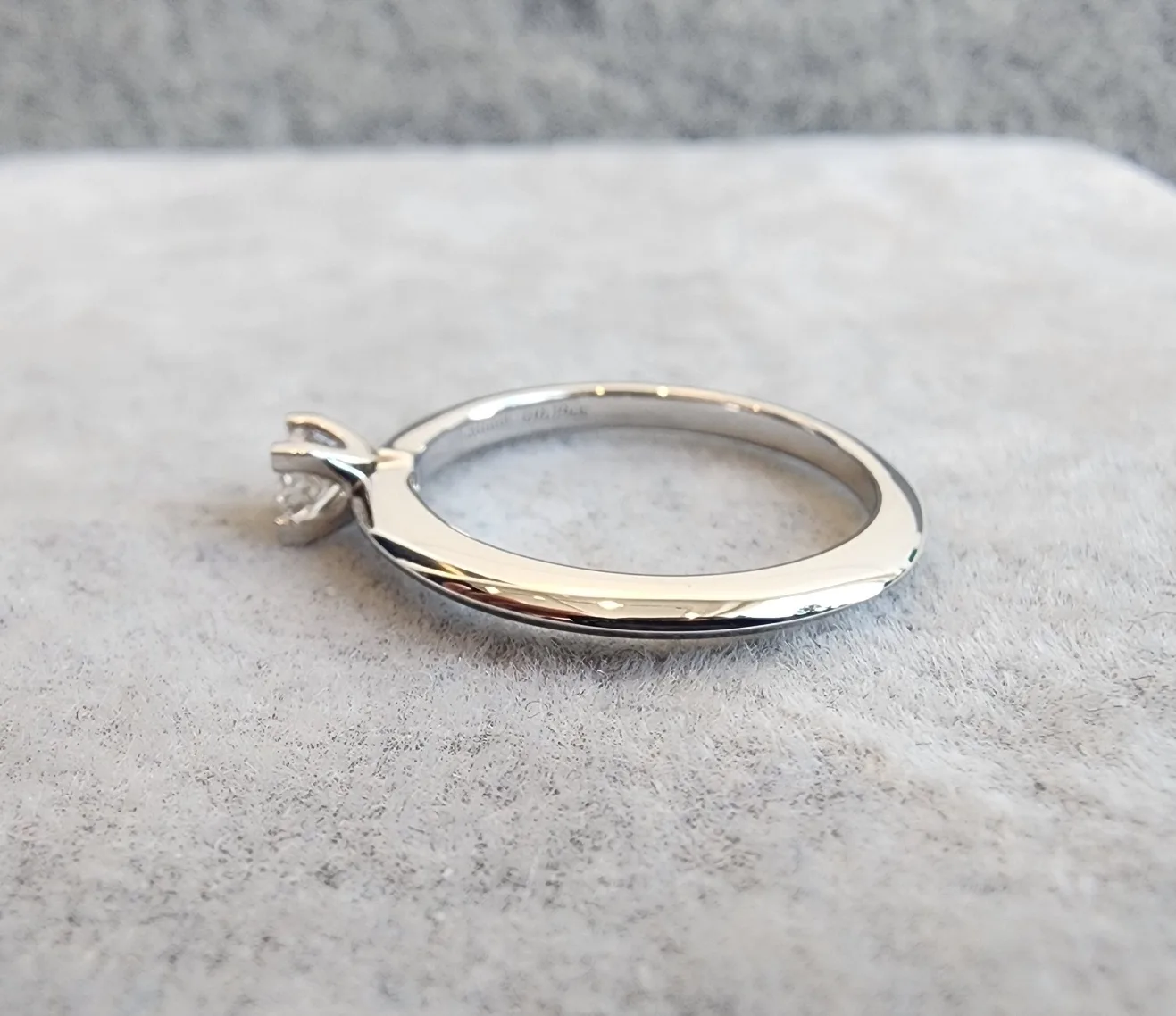 티파니앤코 (정품) 트루 다이아몬드 웨딩 링 0.19ct 사진 4