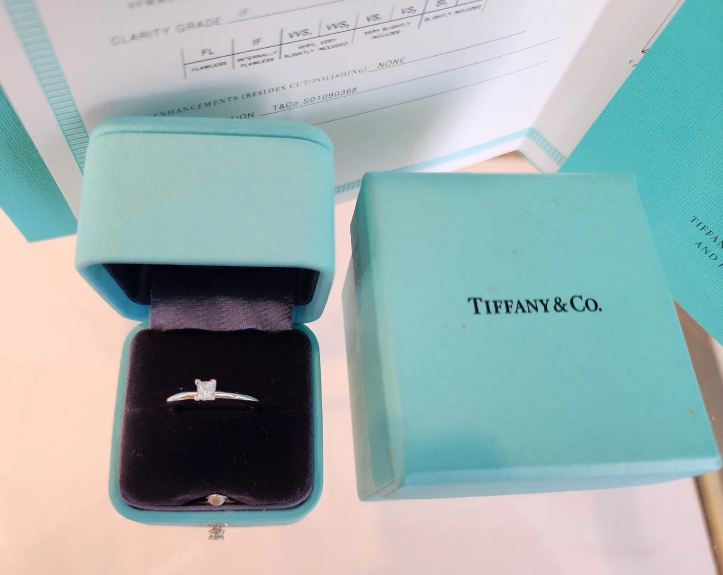 티파니앤코 (정품) 트루 다이아몬드 웨 딩링 0.20ct 사진 3