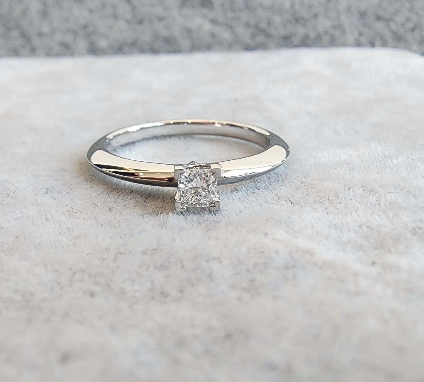 티파니앤코 (정품) 트루 다이아몬드 웨딩 링 0.19ct 사진 5