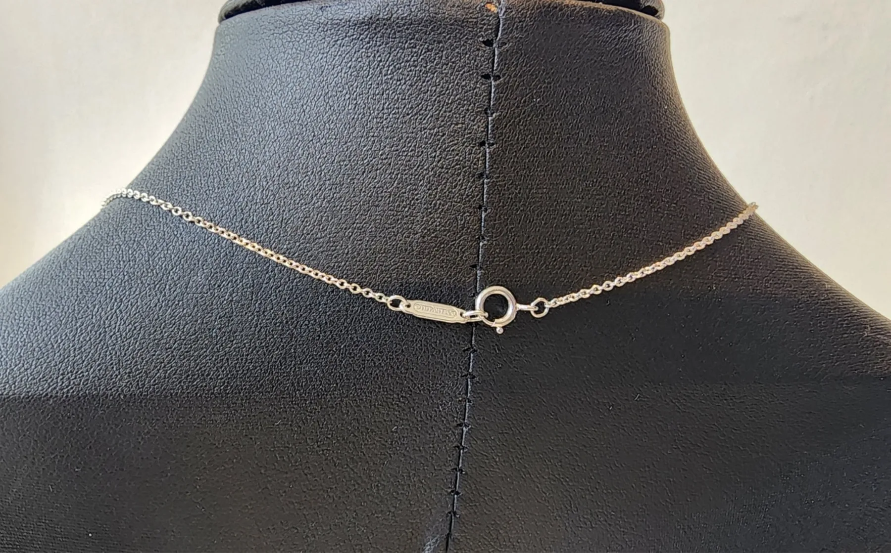 티파니앤코 (정품) 솔리테어 다이아몬드 펜 던트 네크리스 0.12ct 사진 2